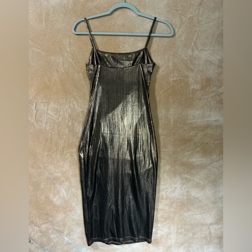 Elegant Metallic Dress size small‎ - Picture 4 of 12